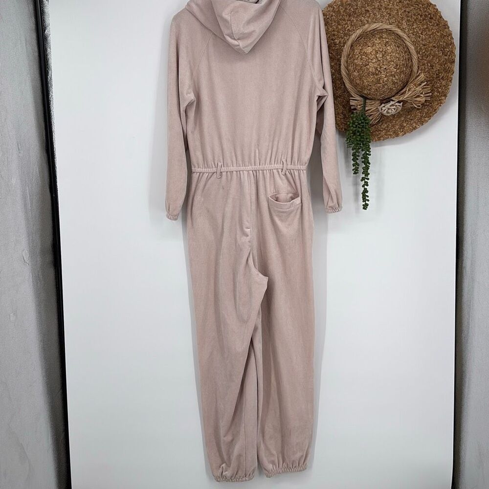 SATURDAY SUNDAY x ANTHROPOLOGIE | Pink Cozy Ribbed Velvet Hooded Jumpsuit | Smal - Picture 9 of 14
